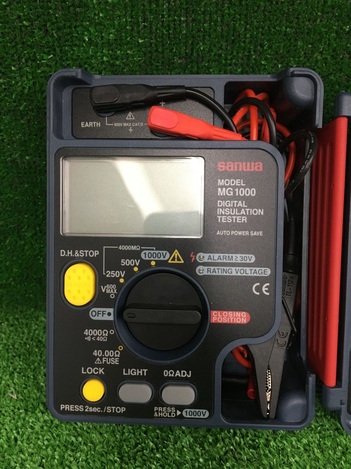 品 0906 SANWA デジタル絶縁抵抗計 1000 V 500 250 MG