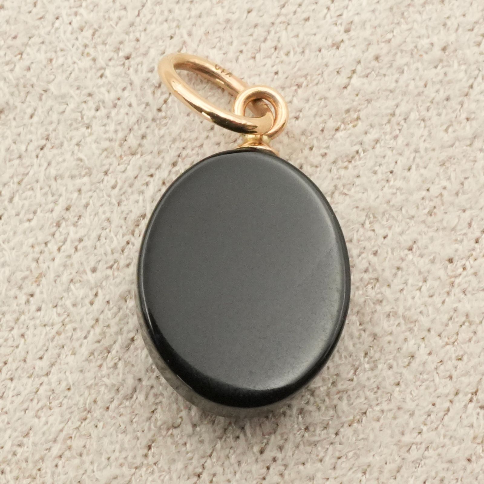 アガット K10 オニキス ネックレストップ 星空 オーバル/25-2617