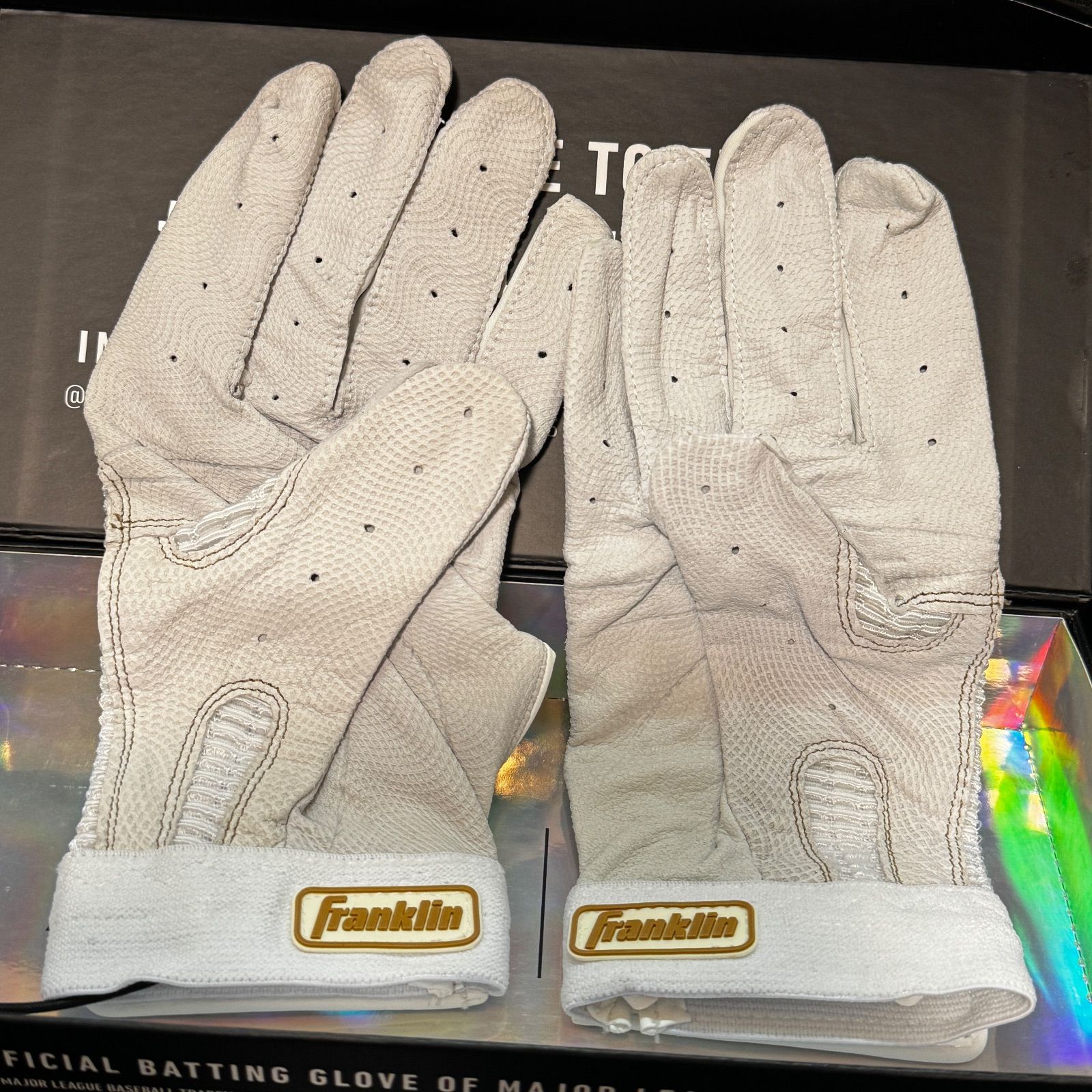 Classic ホワイト