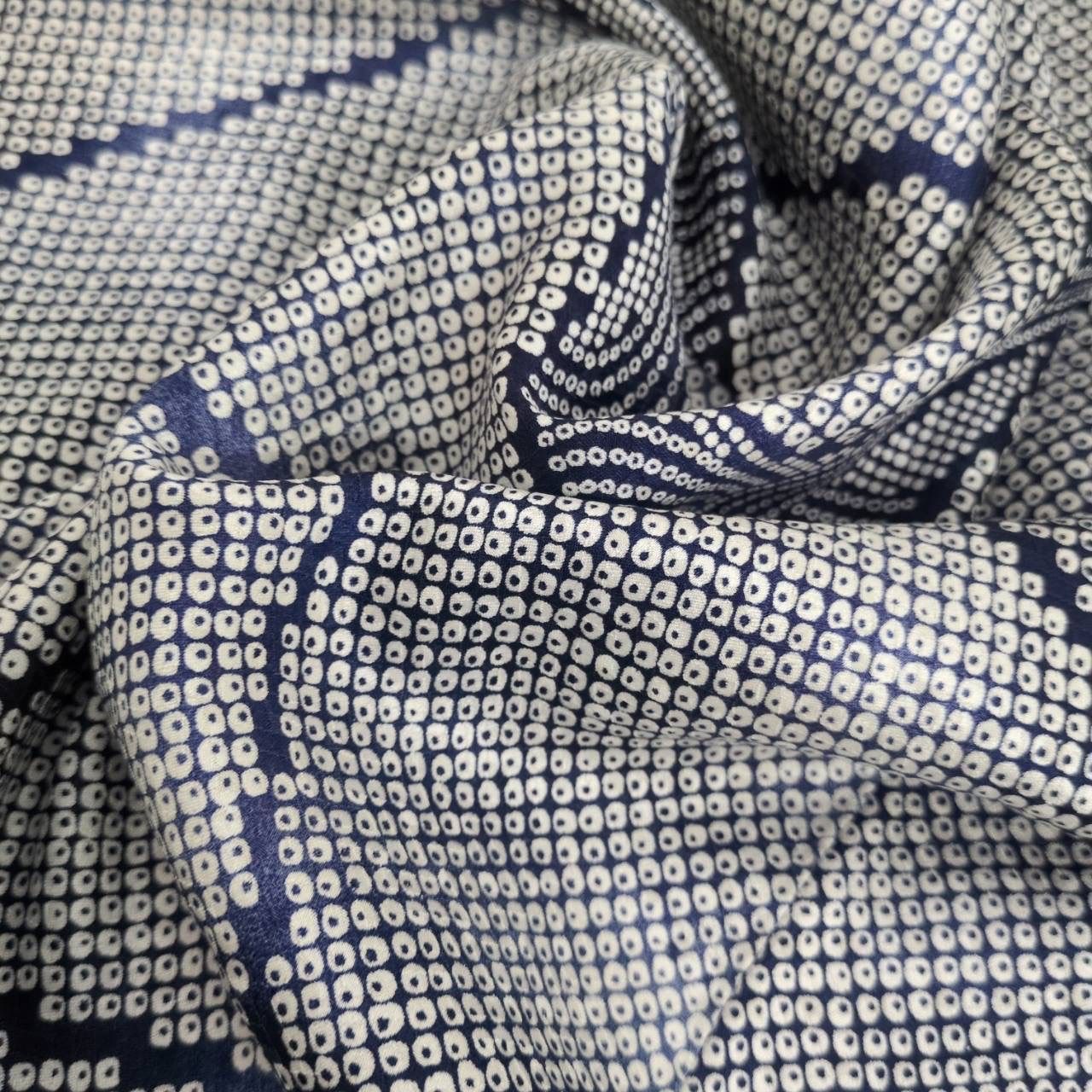 【ミヒャエル様❤️昭和レトロ ヴィンテージ モガファッション 着物 正絹小紋】 小紋 飛び柄の花柄 可愛い染め 正絹 着物 MK-3277 - メルカリ