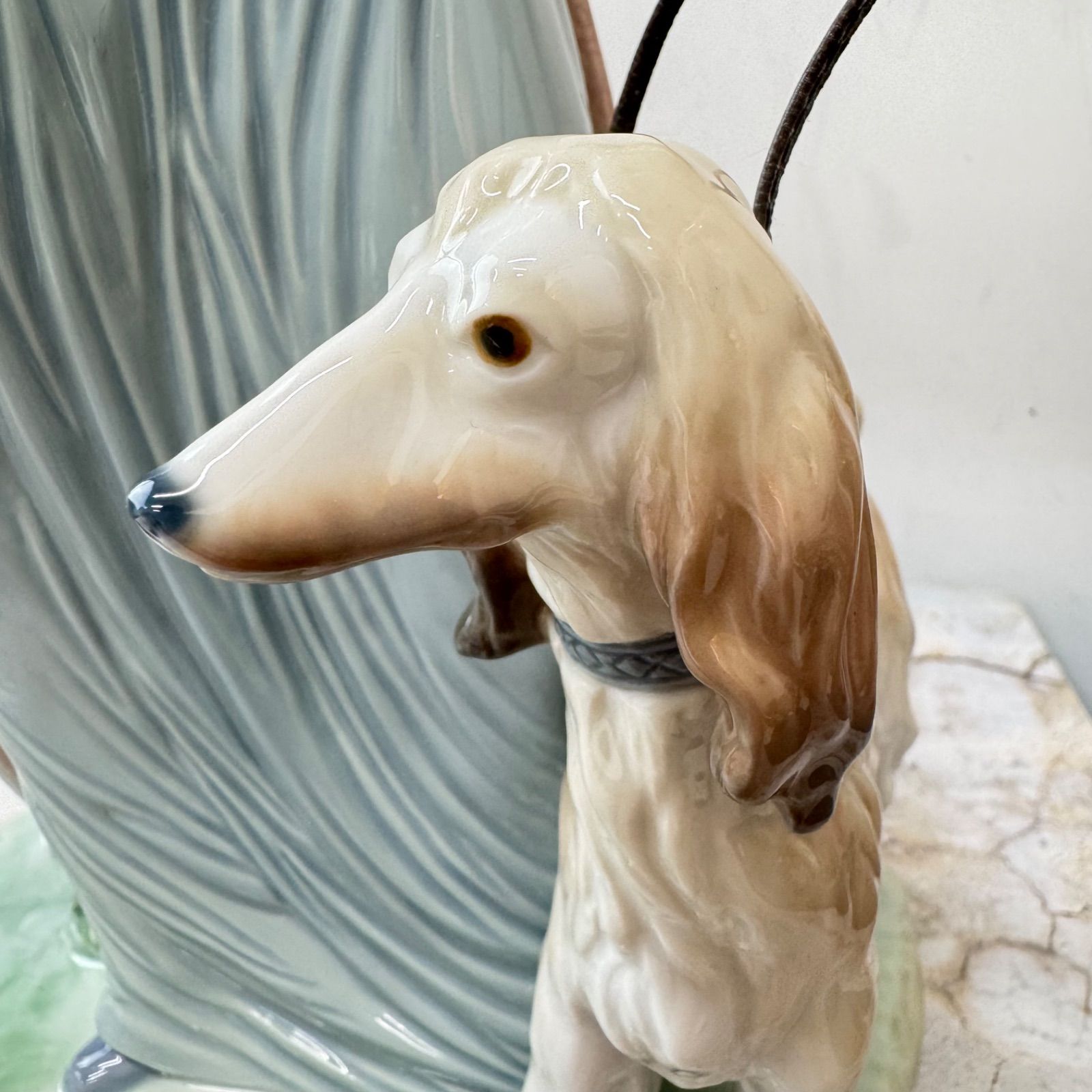 大作 LLADR リヤドロ 人形 フィギュリン 「優雅な散歩のひととき」犬