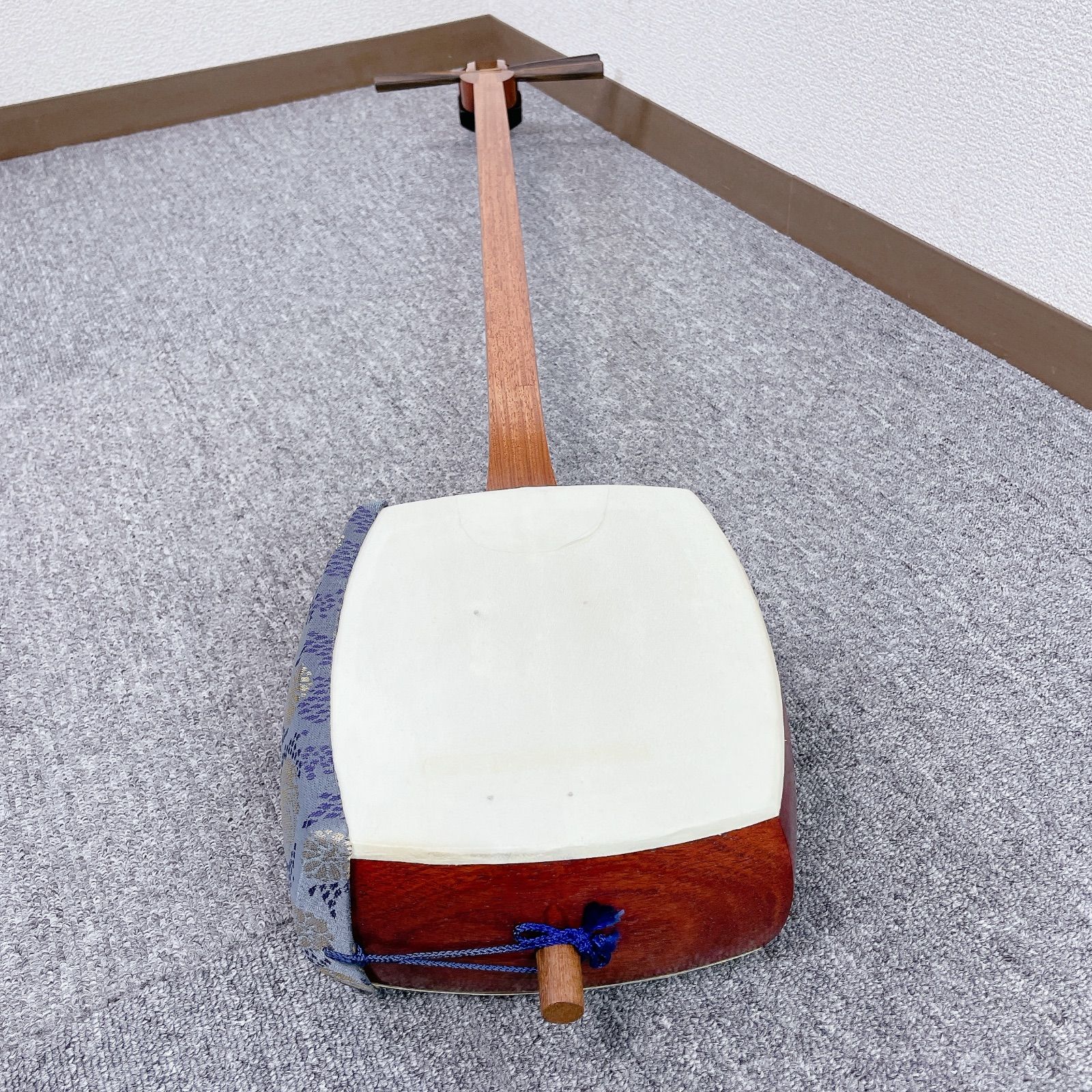 三味線 細棹 花梨 平溝 丸打胴 糸巻き 和楽器 - メルカリ