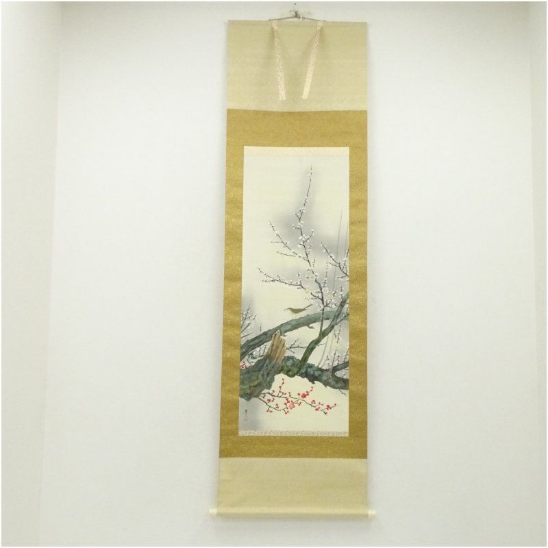 翠光筆 梅に鶯 肉筆絹本掛軸（共箱） 掛け軸 床の間 書 おしゃれ 絵画