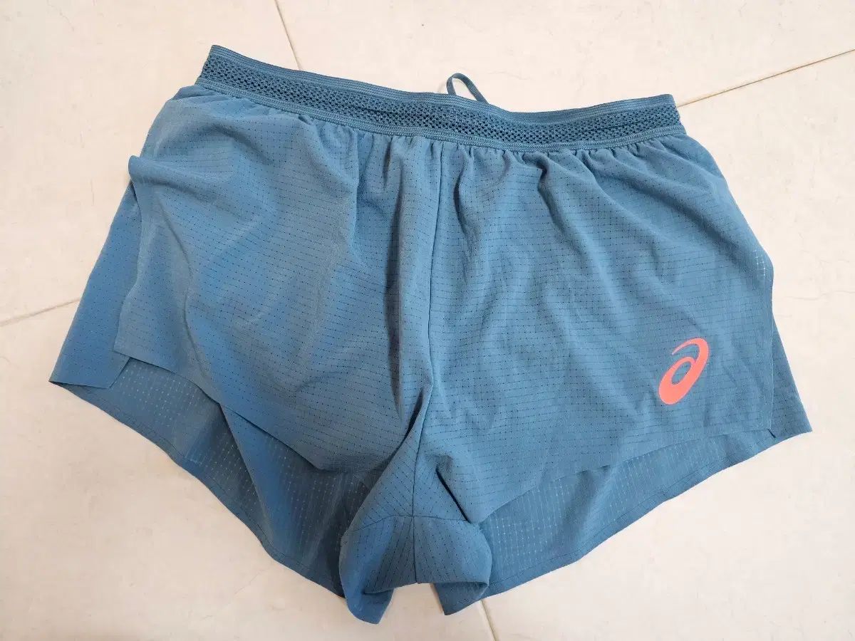 アシックス アクティブリーズ ライトレーシング ショーツ XL サイズ ミント