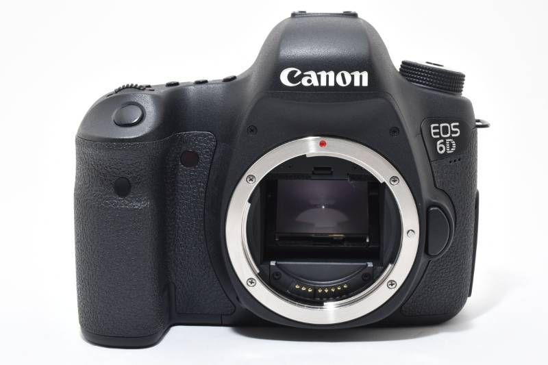 光学極上品】Canon キャノン EOS 6D ボディ シャッター数4495枚と