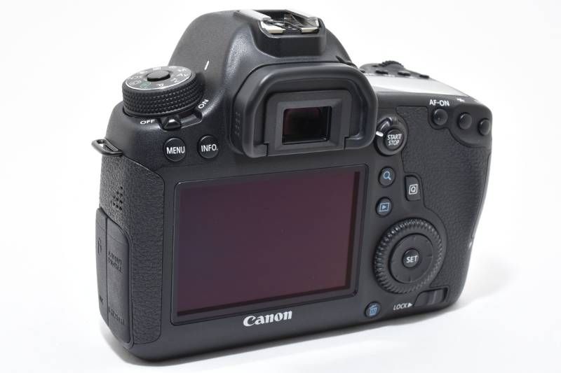 Canon EOS 6D デジタル一眼レフカメラ 【シャッター数3085】 Canon EOS 6D デジタル一眼レフカメラ 【シャッター数3085】