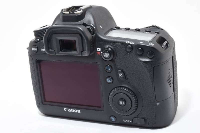光学極上品】Canon キャノン EOS 6D ボディ シャッター数4495枚と