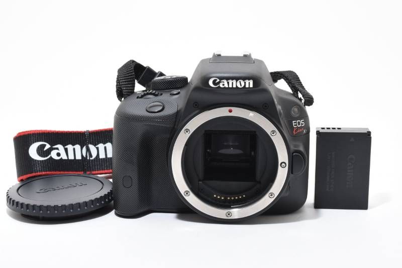 光学極上品】Canon キャノン EOS KISS X7 ボディ シャッター数696回と