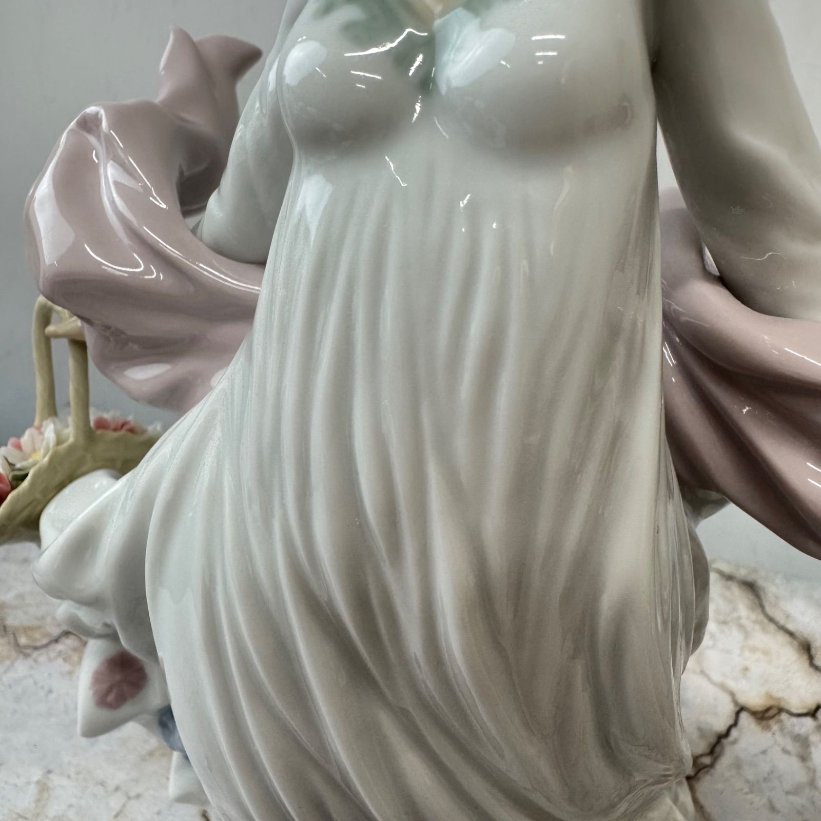 LLADRO リヤドロ 人形 フィギュリン 春の輝き - メルカリ