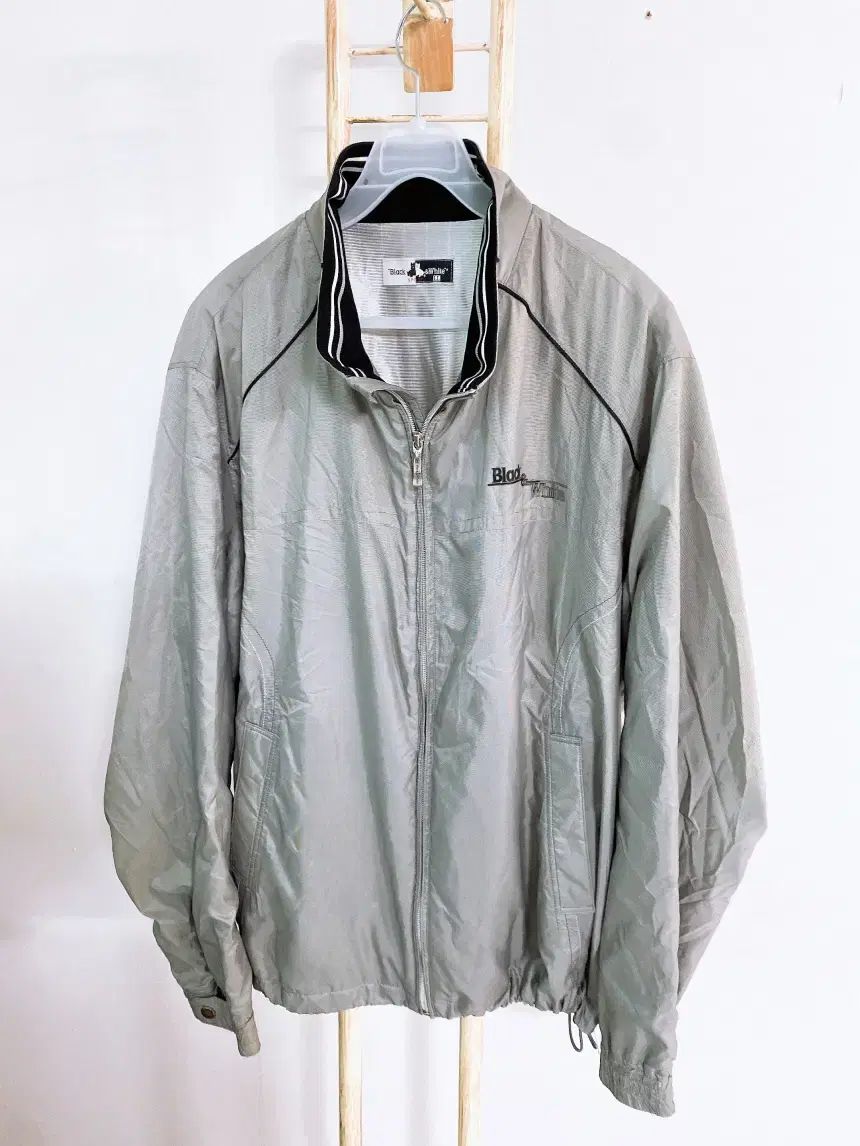 モンヴィンテージ 105 ブラック＆ホワイト ゴルフ メンズ ウィンドブレーカー ジャケット