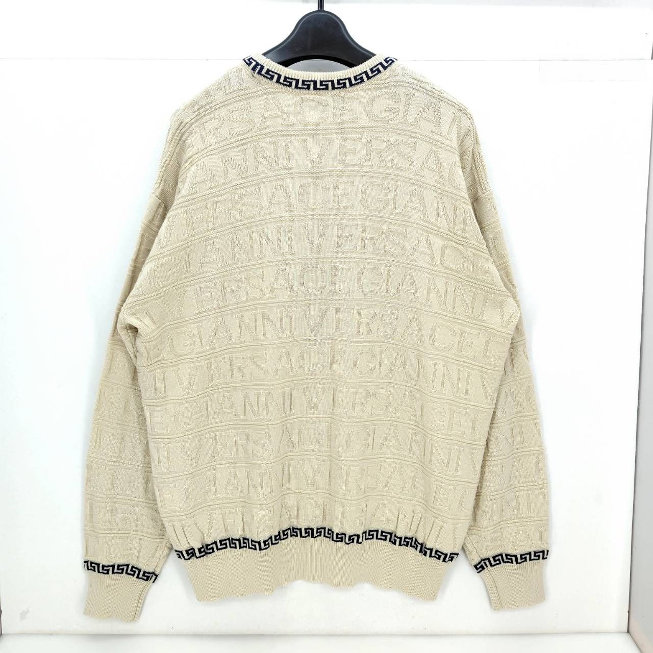 05w17527 ジャンニ・ヴェルサーチ Gianni Versace ニット 総柄