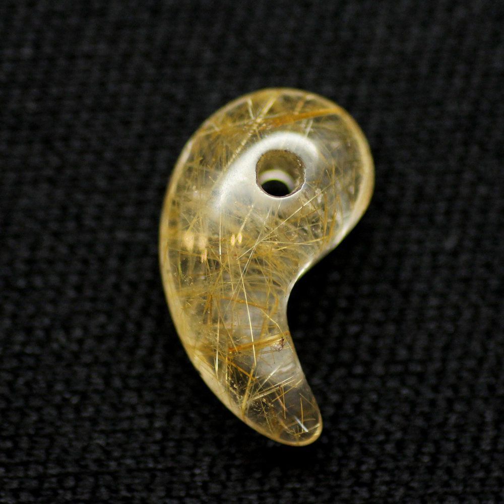 高透明 ゴールドタイチンルチルクォーツ 勾玉 天然石 金運 仕事運 成功のお守りGHM 4 財運 成功運 お守り メンズ レディース プレゼント 守護石 京海堂 天然石の卸 京の蔵