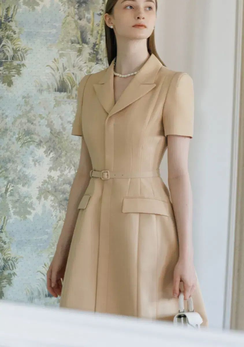 Bride And You アンドユー agatha notched collar short sleev