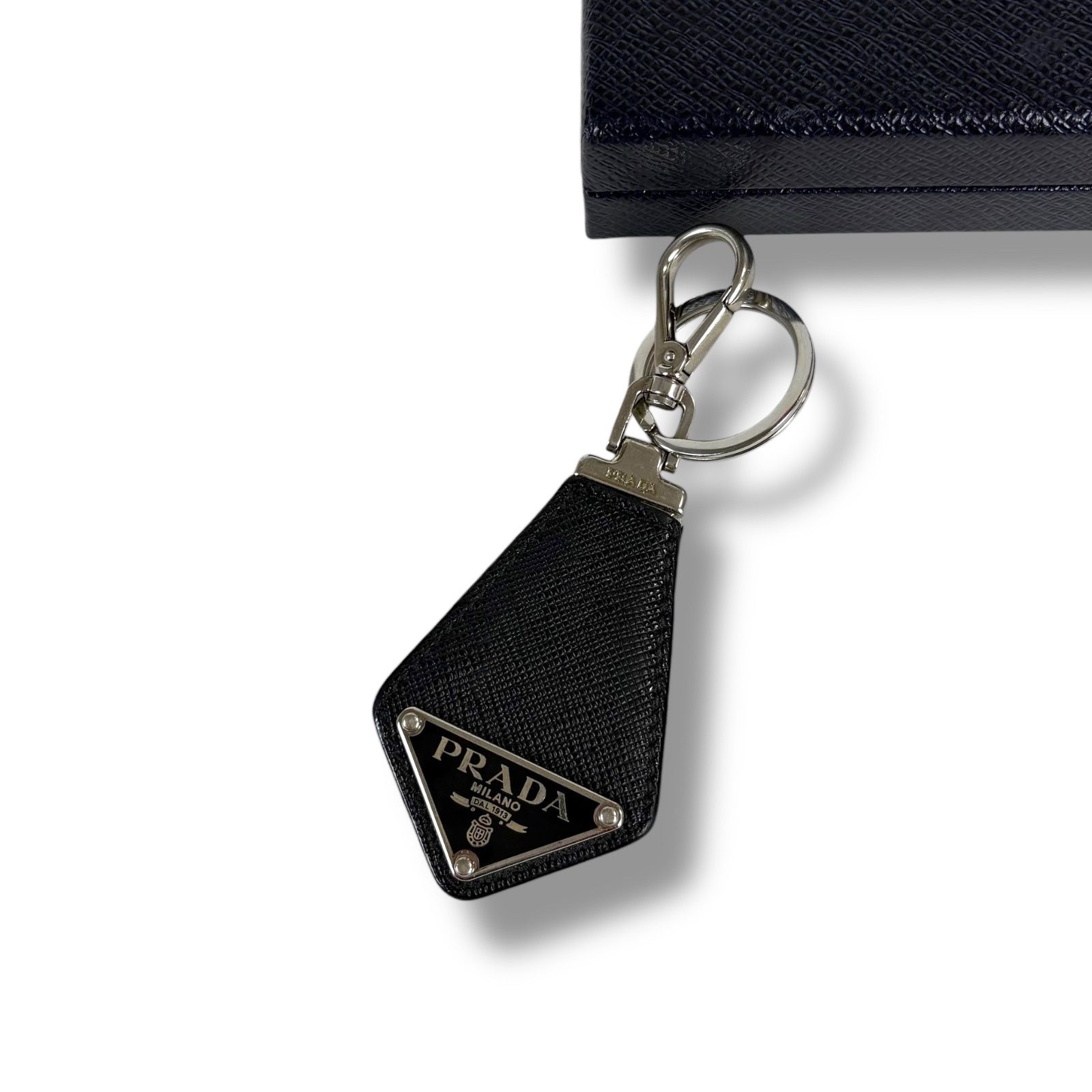 プラダ PRADA サフィアーノレザー キーチェーン トライアングルロゴ