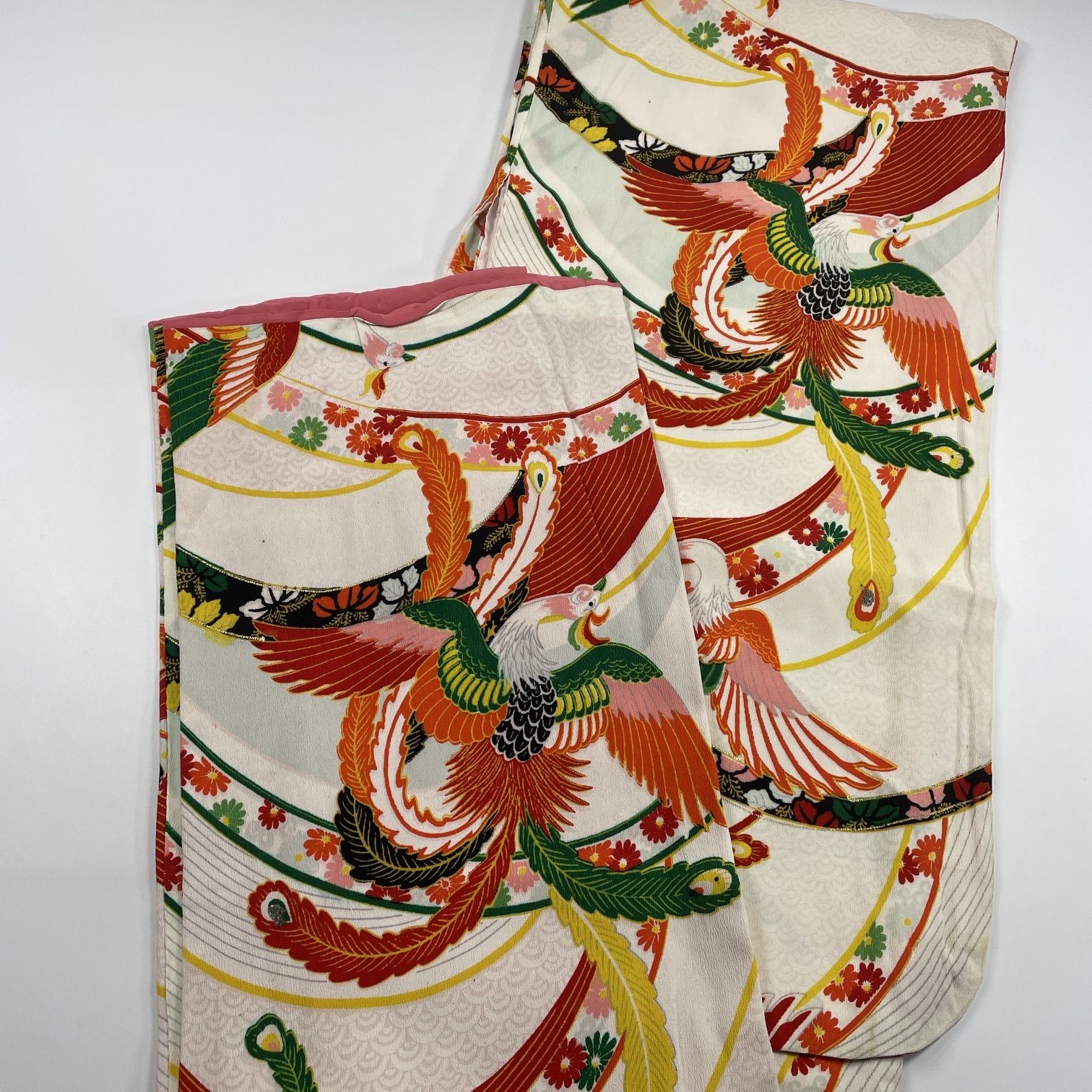 振袖6枚まとめ売り　リメイク用　素材用　着付け練習　成人式 振袖6枚まとめ売り リメイク用 素材用 着付け練習 成人式