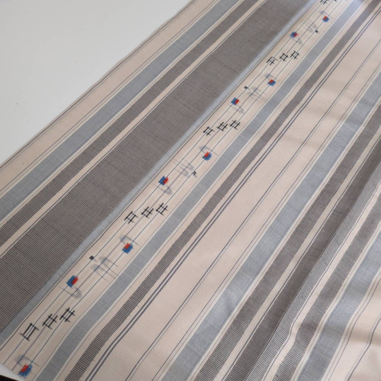 紬 単衣 琉球絣 縞模様 裄68 真綿 正絹 着物 MK-2344