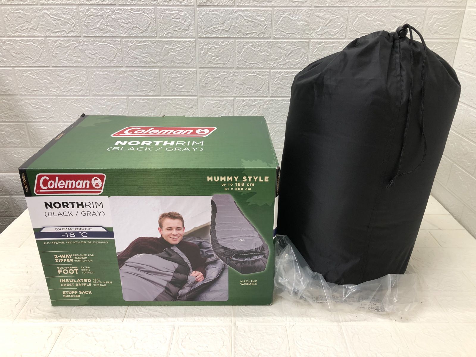 Coleman コールマン ノースリム マミー型寝袋 最低使用温度 -18℃ ブラック グレー