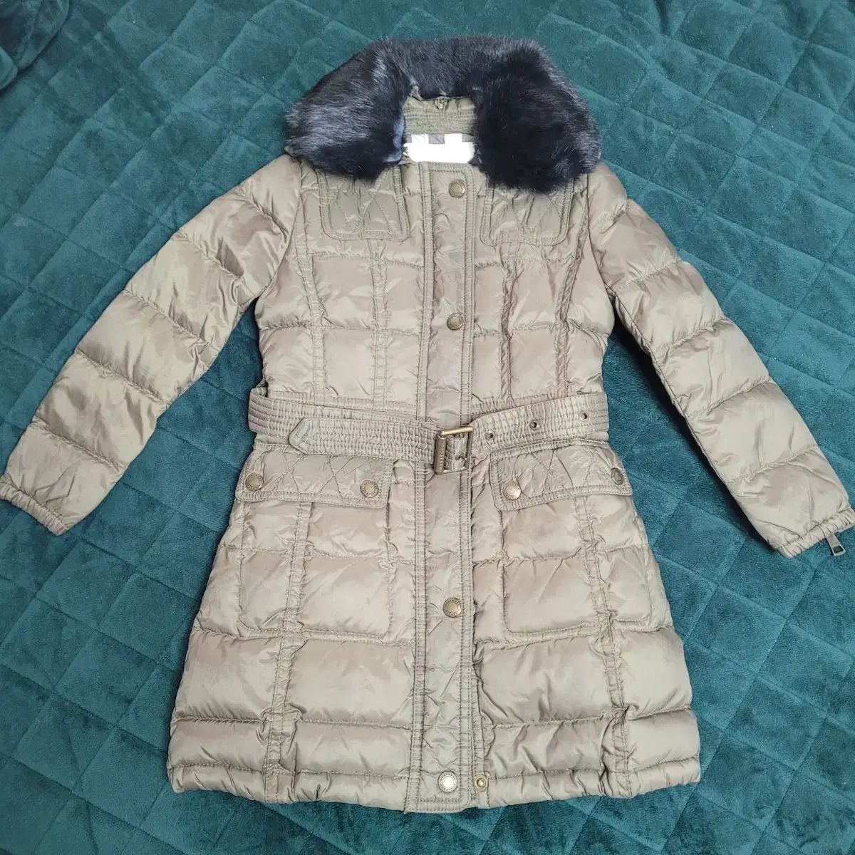 バーバリー キッズ ダウン コート ブラウン