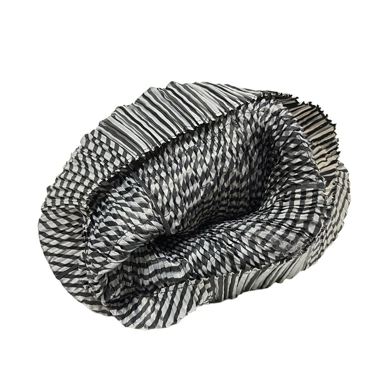 イッセイミヤケ 巾着 ポーチ ISSEYMIYAKE(イッセイミヤケ) ポーチ美品 - 黒×ライトグレー プリーツ