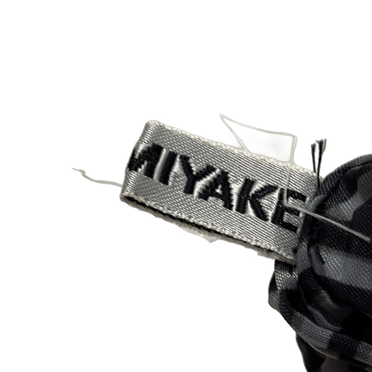 ISSEYMIYAKE(イッセイミヤケ) ポーチ美品 - 黒×ライトグレー プリーツ