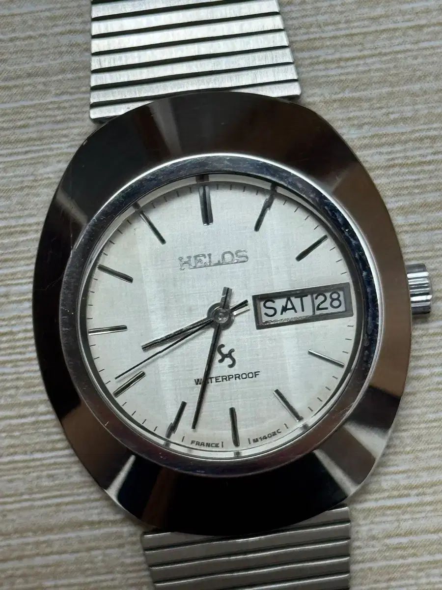 Helos 韓国製 手巻き ヴィンテージ リストウォッチ
