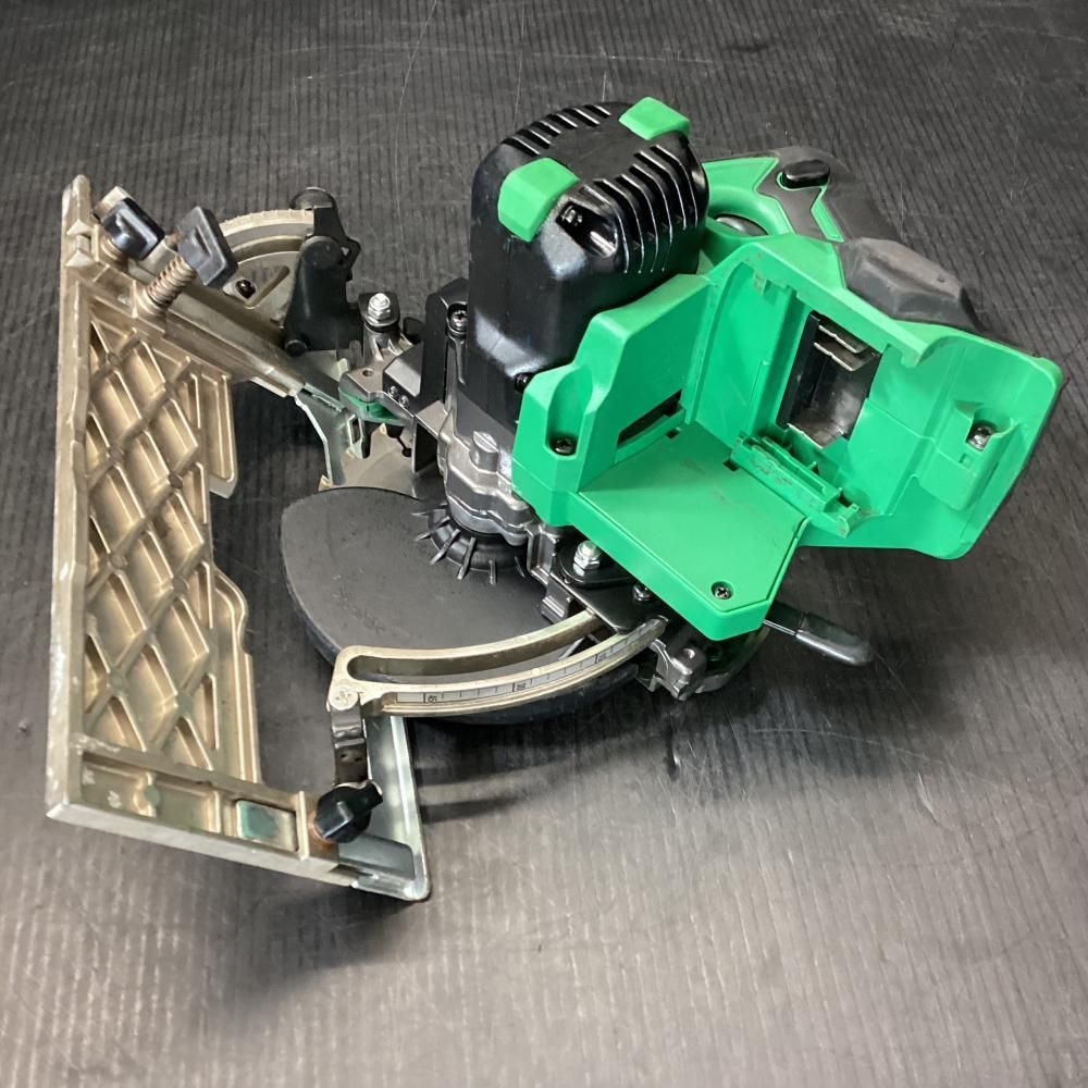 Vコードレス丸のこ