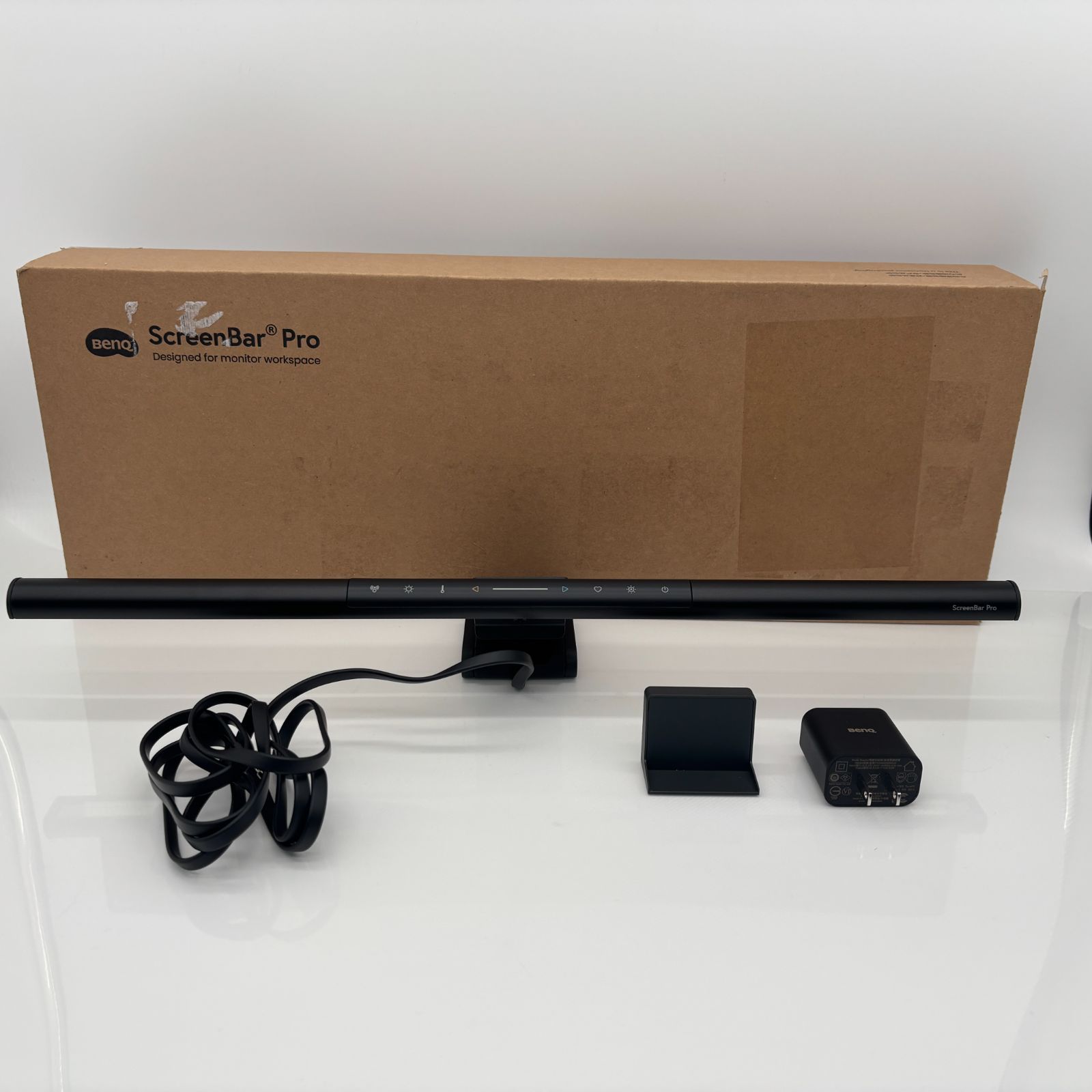 BenQ ScreenBar Pro モニターライト ※中古品 中古・美品】BenQ ScreenBar Pro モニターライト - メルカリ