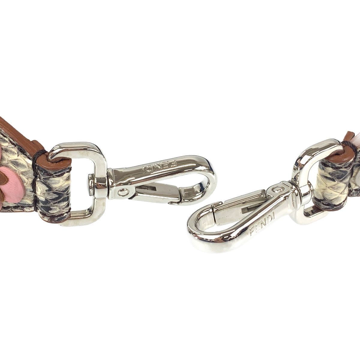 未使用品　極美品　フェンディ　ストラップユー　フラワー　花　マルチカラー 付属品 美品 FENDI フェンディ ストラップユー フラワー マルチカラー レザー