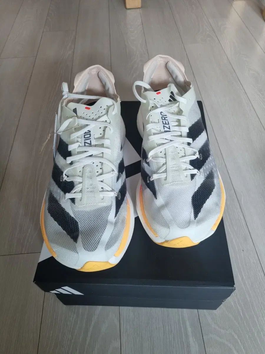 アディダス アディゼロ アディオス プロ 3 ヒュンダイデパート