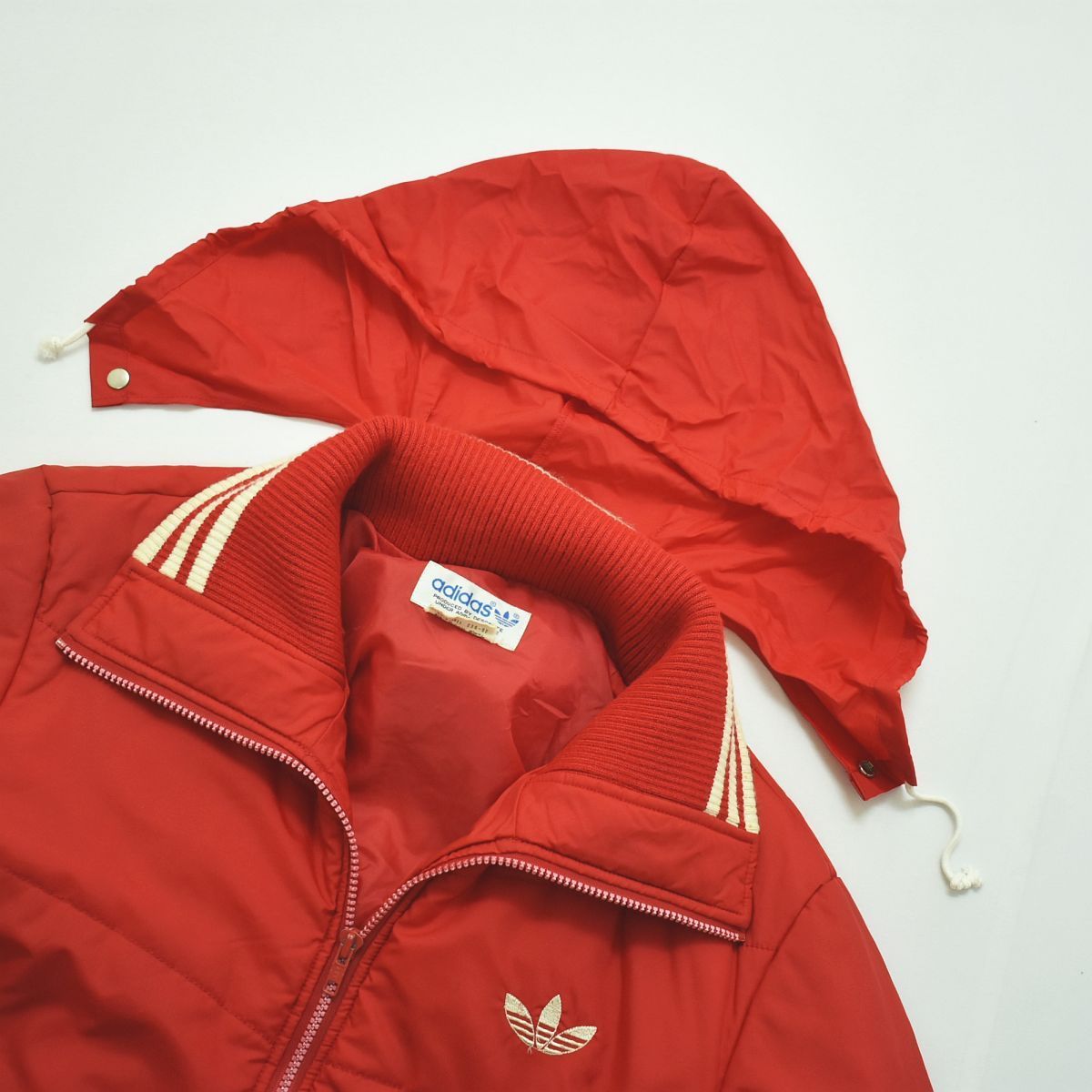 アディダス　80年代 デッドストック　綿入りジャンバー　ジャケット　adidas アディダス 80年代 デッドストック 綿入りジャンバー ジャケット