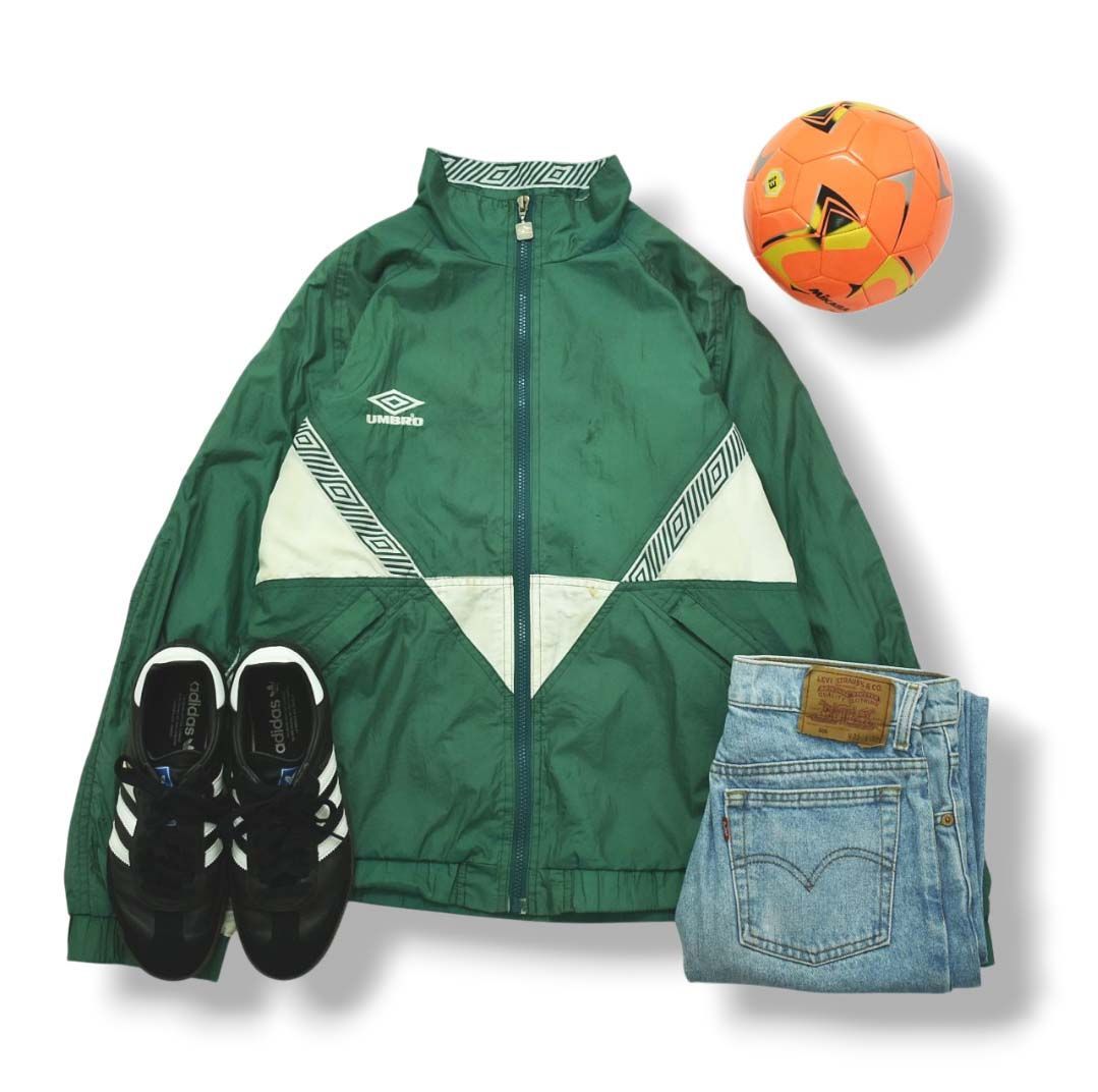 人気】 90s ヴィンテージ アンブロ UMBRO スタンドカラー ナイロン