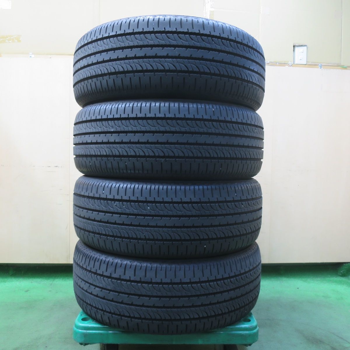 バリ溝 25年 9 5分 225 55 R 18 ヨコハマ ジオランダー SUV G 055 E タイヤ 18インチ デリカ D 5 フォレスター ZR V エクリプスクロス 等 5121002イノタ