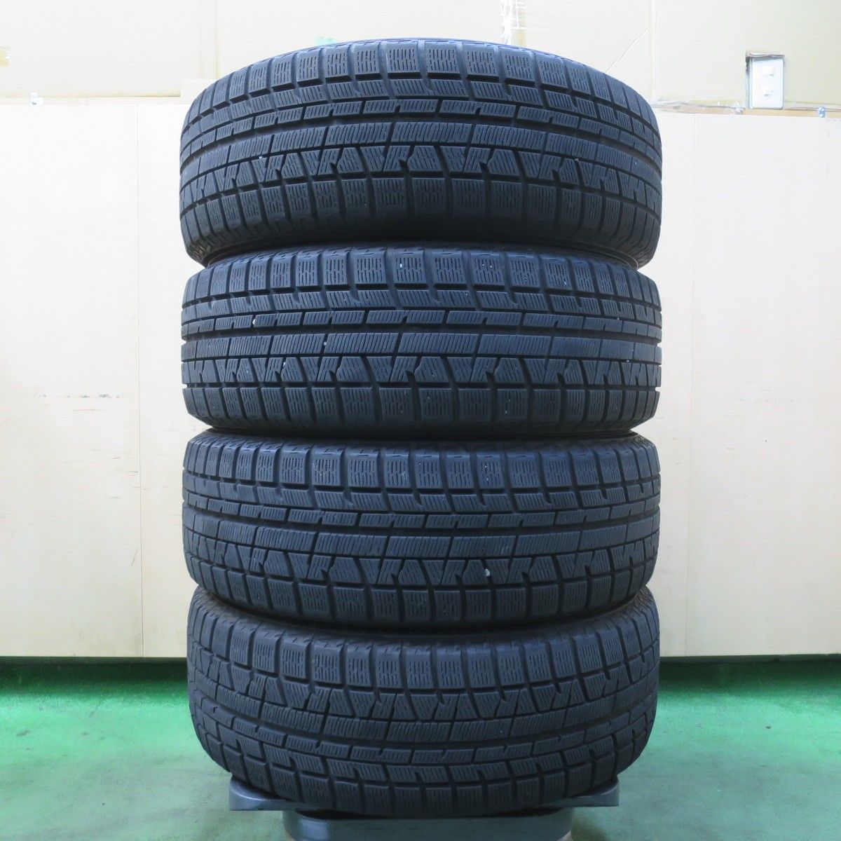 4本価格 スタッドレス 215 60 R 16 ヨコハマ アイスガード iG 50 プラス タイヤ 16インチ ヴェゼル オデッセイ クラウン CX 3 等 5121009イスタ