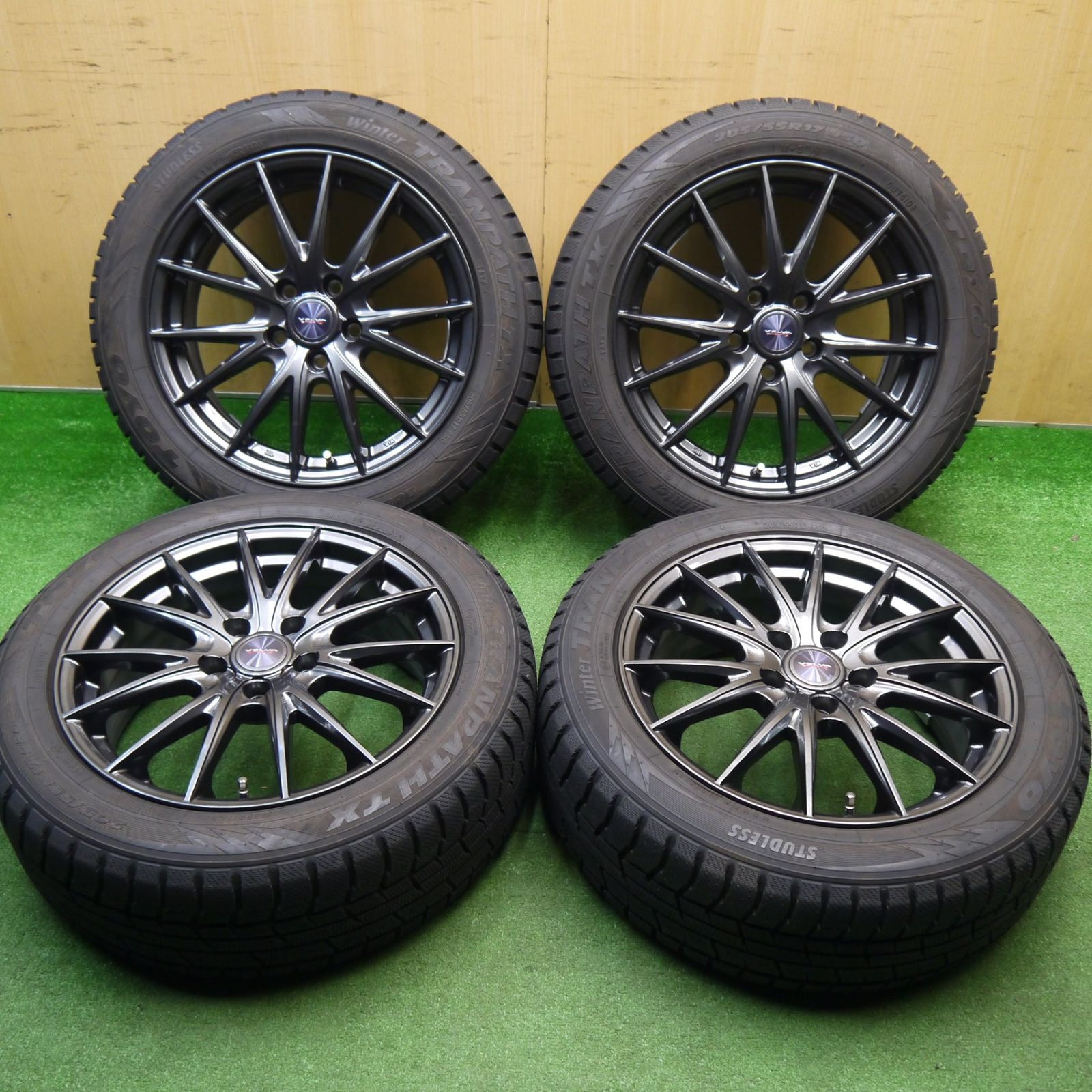 23年 キレイ スタッドレス 205 55 R 17 トーヨー ウインター トランパス TX VELVA SPORTZ ヴェルヴァ 17インチ PCD 114 3 5 H ス
