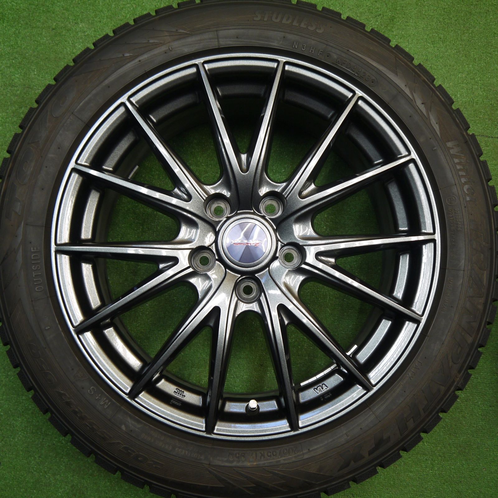 23年 キレイ スタッドレス 205 55 R 17 トーヨー ウインター トランパス TX VELVA SPORTZ ヴェルヴァ 17インチ PCD 114 3 5 H ス 17インチ タイヤ ホイールセット