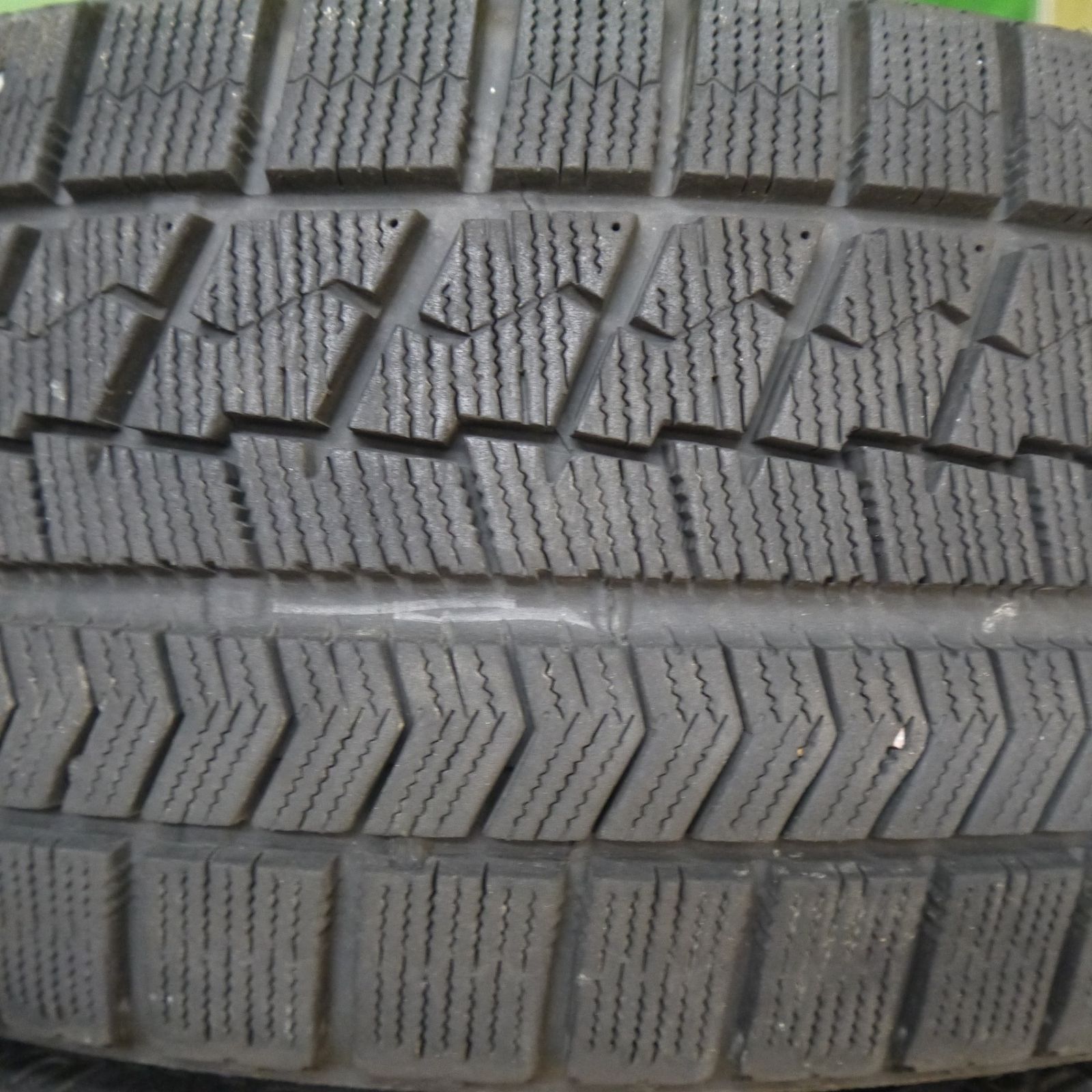  バリ溝 9 5分 スタッドレス 225 45 R 18 ブリヂストン ブリザック VRX タイヤ 18インチ クラウン マークX レヴォーグ インプレッサ 等 スタ 18インチ スタッドレス