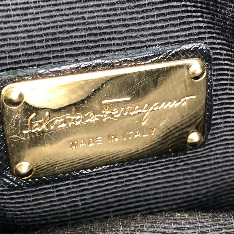 Ferragamo サルヴァトーレフェラガモ
