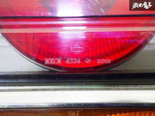 NISSAN 日産 純正 DR30 スカイライン 後期 鉄仮面 テールランプ テール