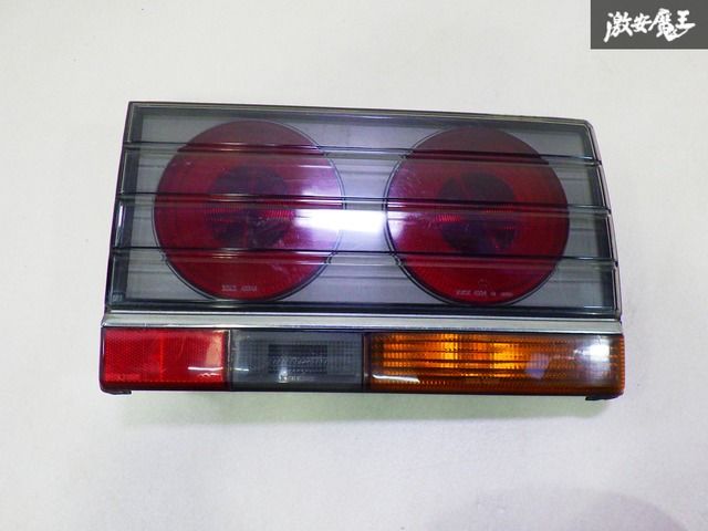 NISSAN 日産 純正 DR30 スカイライン 後期 鉄仮面 テールランプ テール