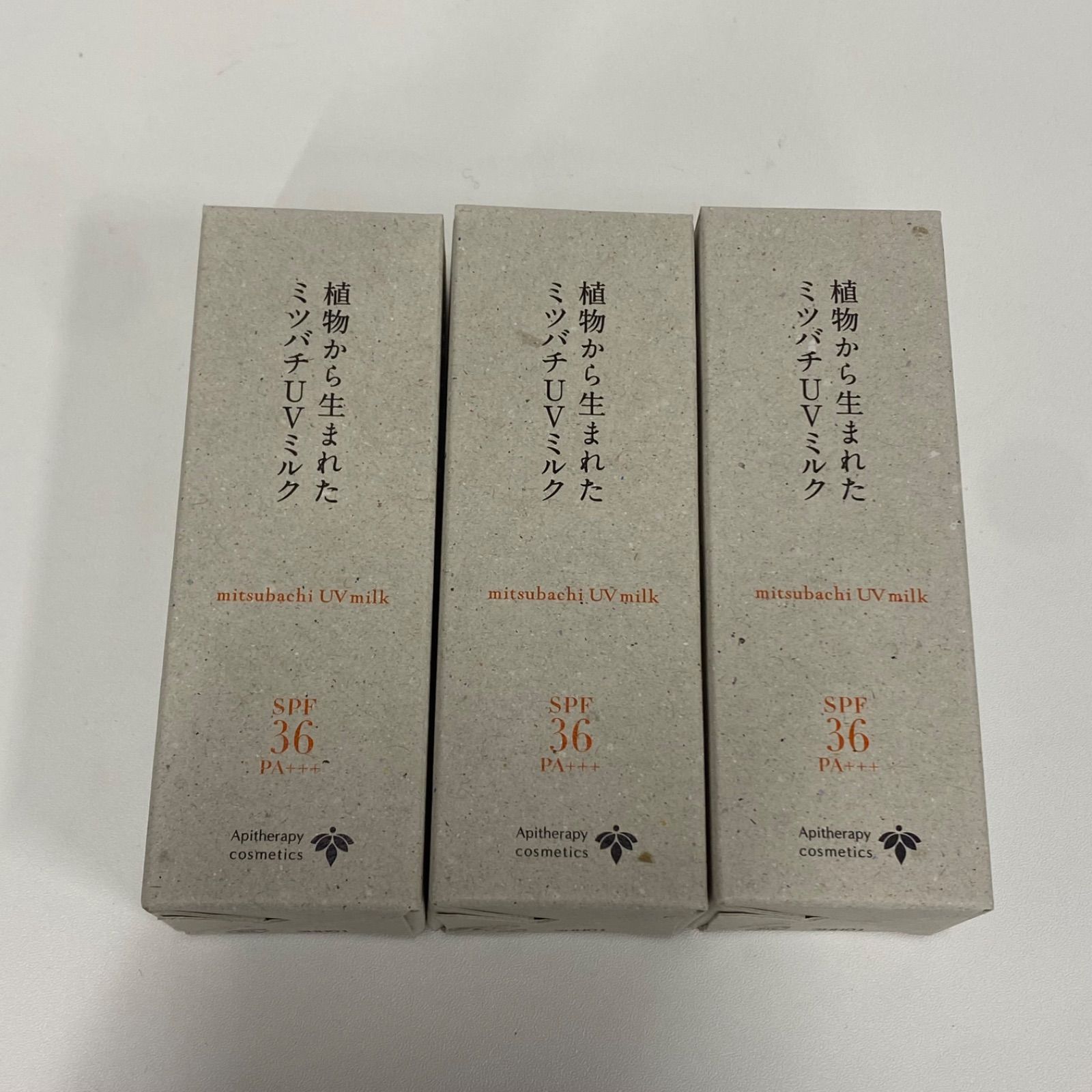 M 3107 山田養蜂場 植物から生まれたミツバチUVミルク 顔 体用日焼け止め乳液 50 g 計3点セット