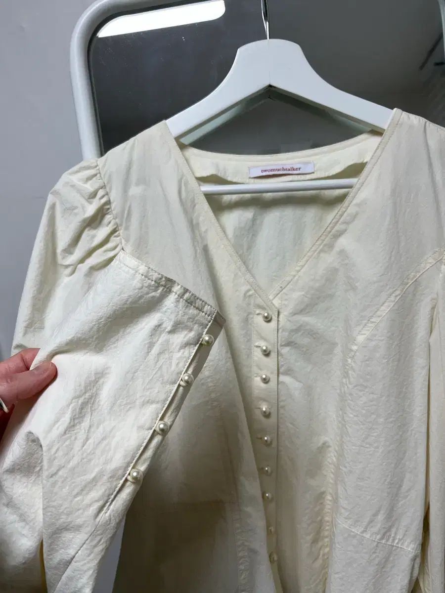  トゥーマーチトゥーカー ブラウス 長袖 シャツ ブラウス