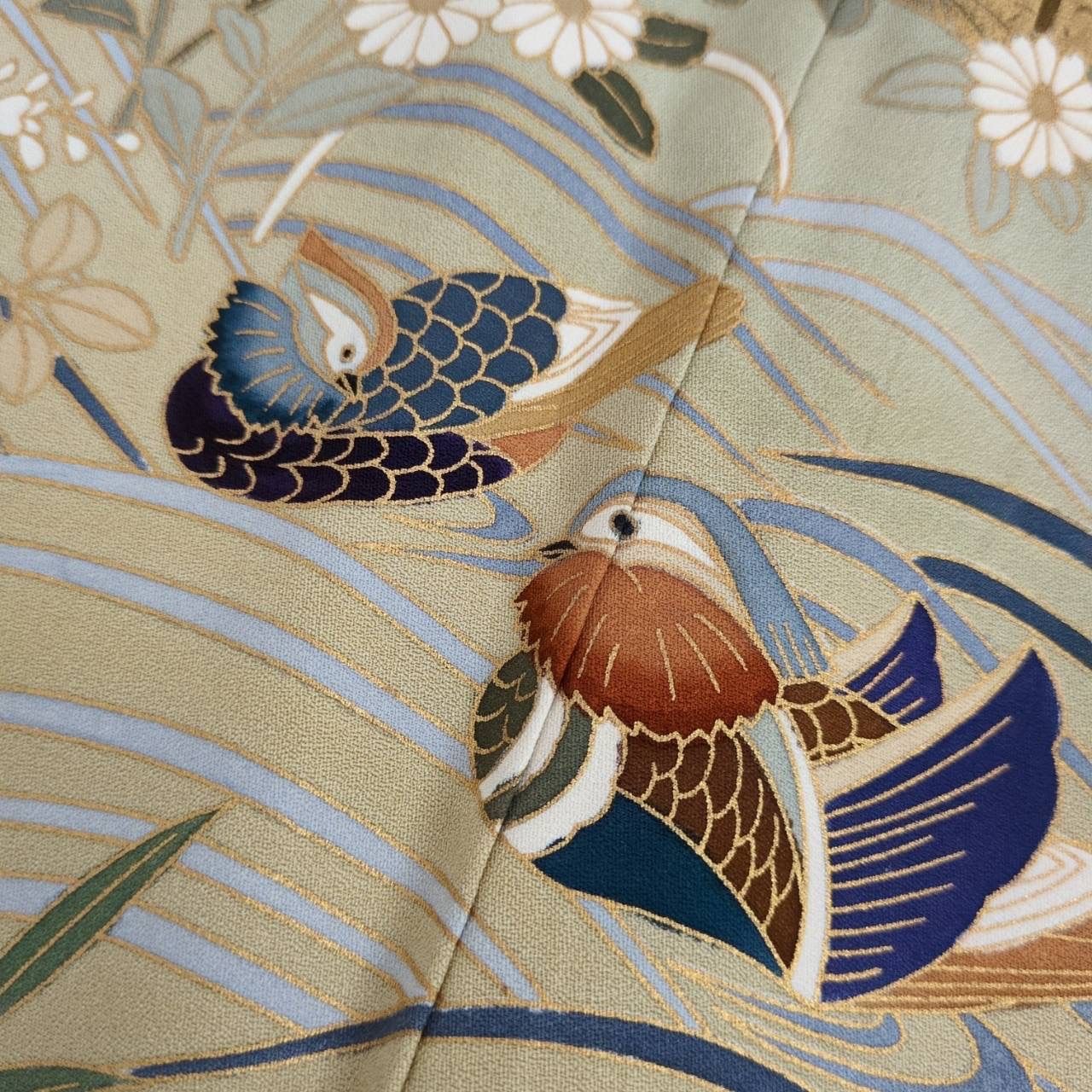 に*も様 裄68 色留袖 正絹 金駒刺繍 友禅 一つ紋 上品なデザイン 着物 U に*も様 裄68 色留袖 正絹 金駒刺繍 友禅 一つ紋 上品なデザイン 着物