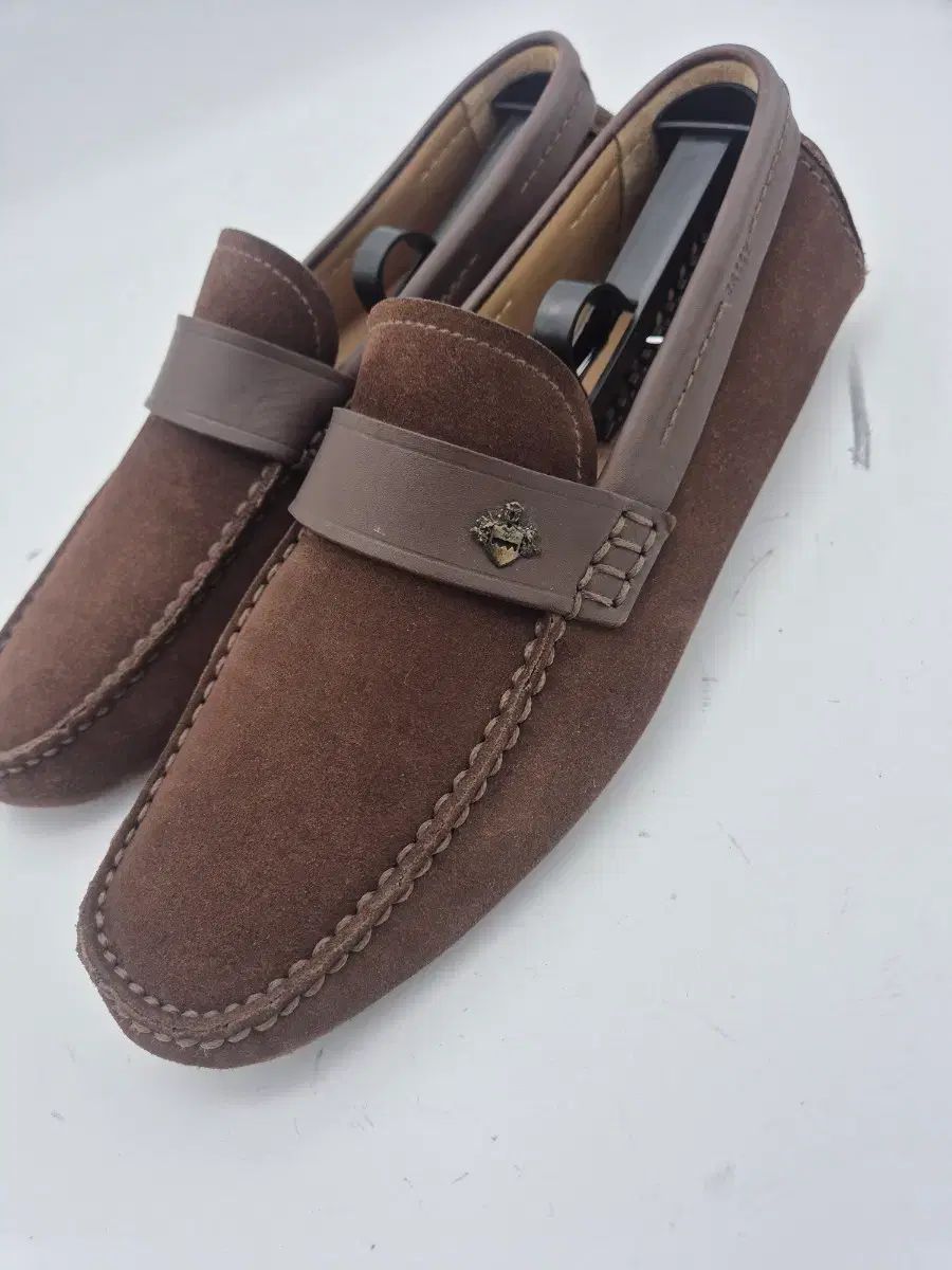 スウェード ブラウン