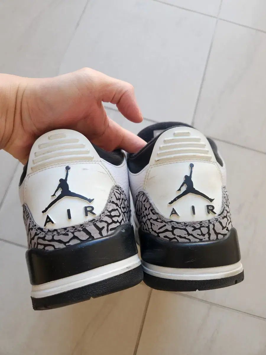 ジョーダン3 インフラレッド