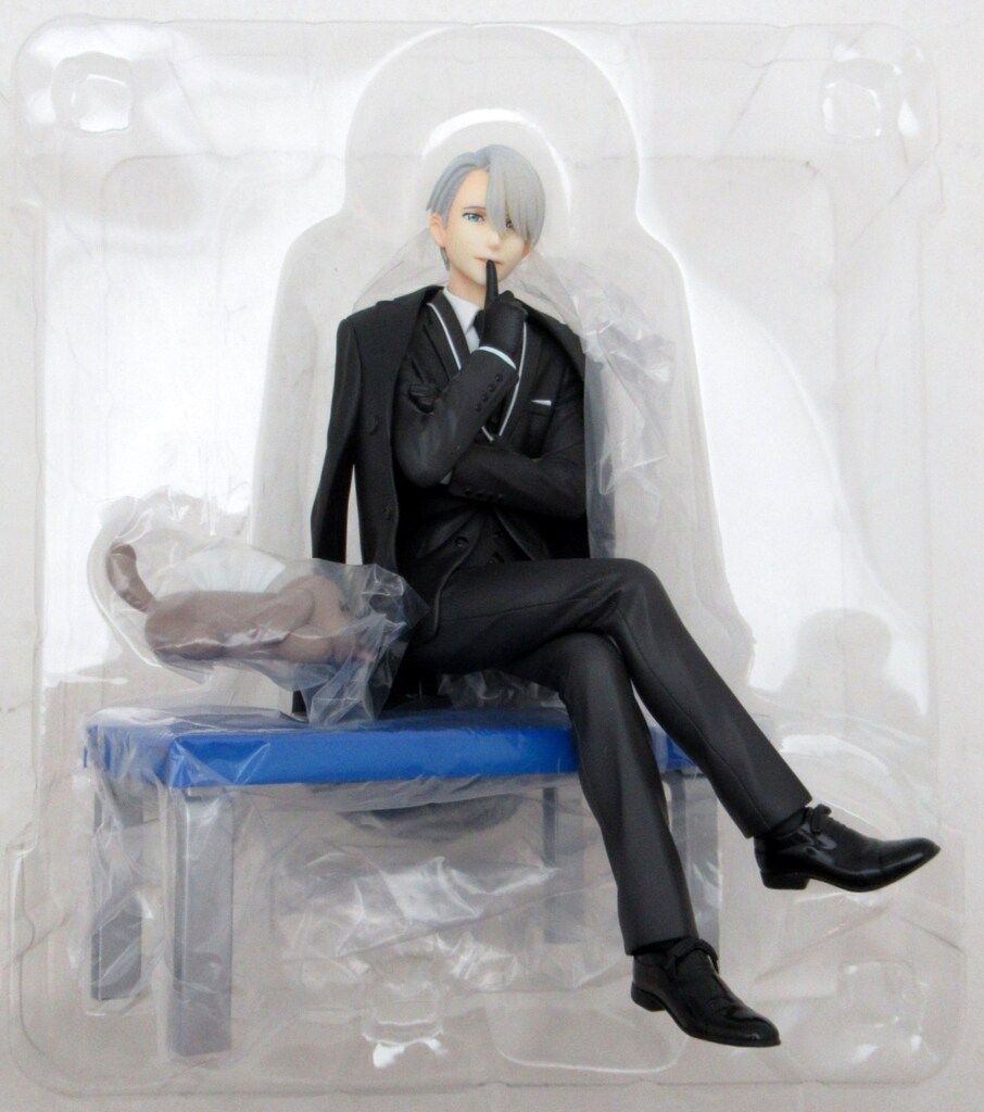 コトブキヤ ARTFX J/ユーリ!!! on ICE ヴィクトル・ニキフォロフ PVC