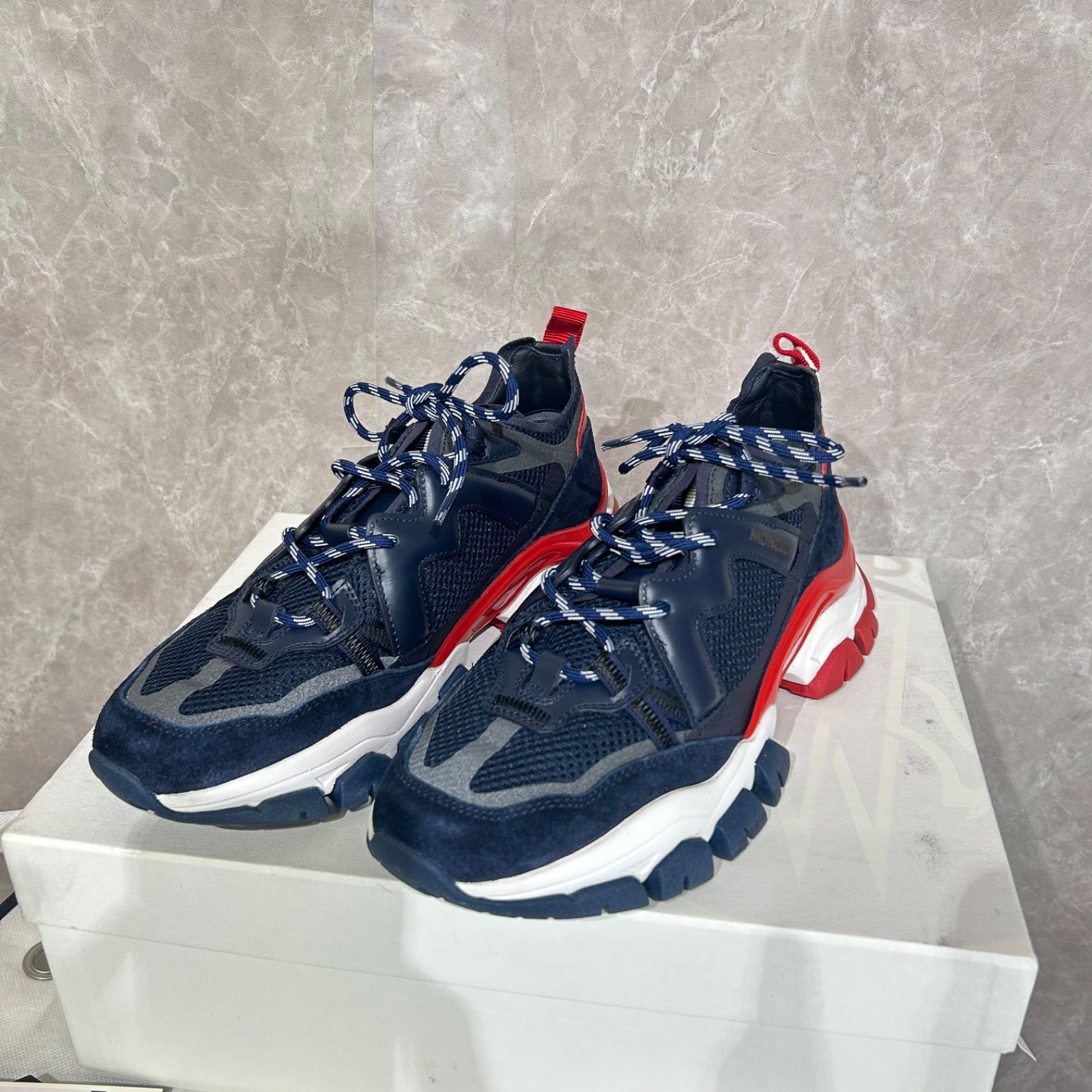 新品未使用】MONCLER スニーカー 【公式通販】
