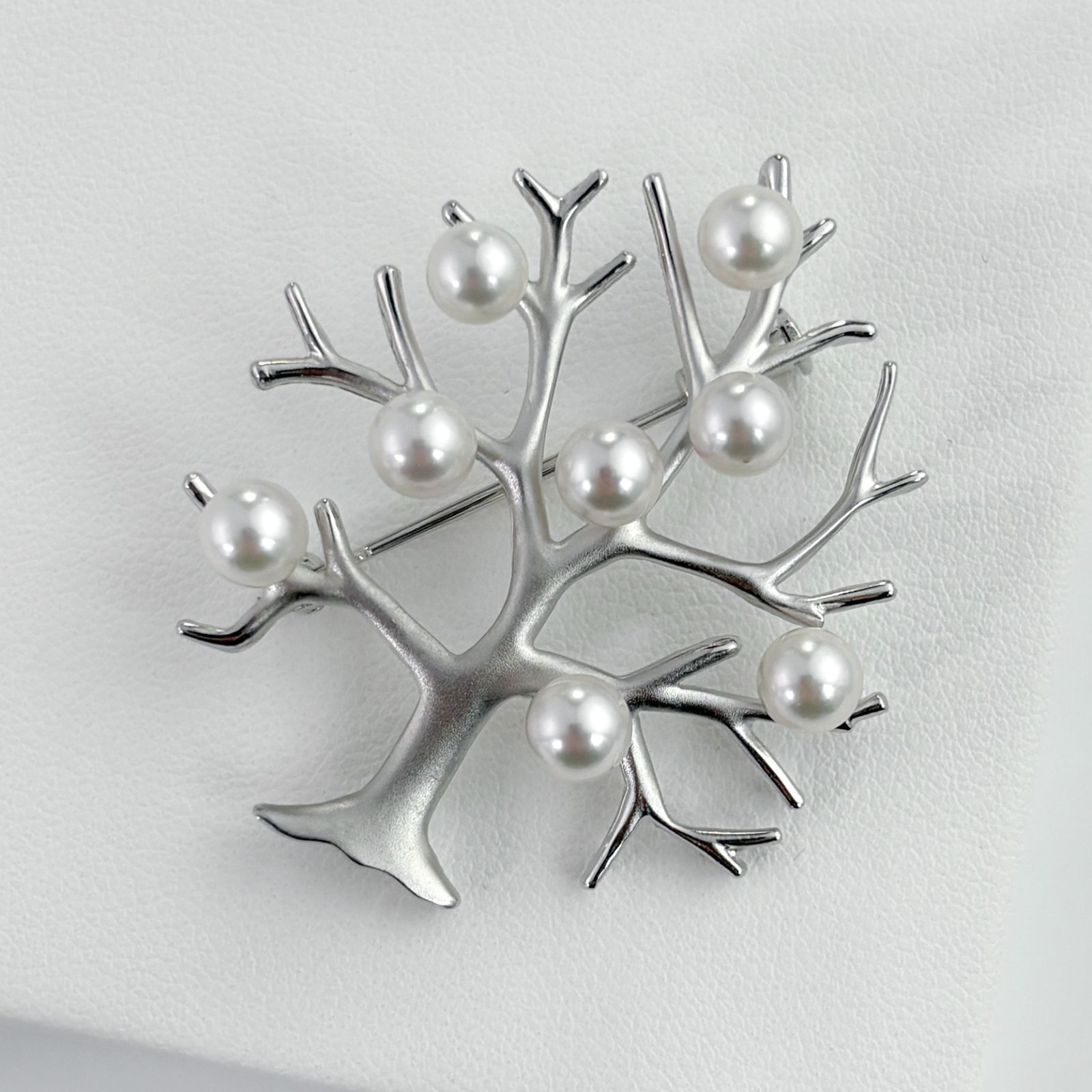 アコヤ本真珠 テリ抜群 5-5.5 mm ブローチ シルバー ツリー