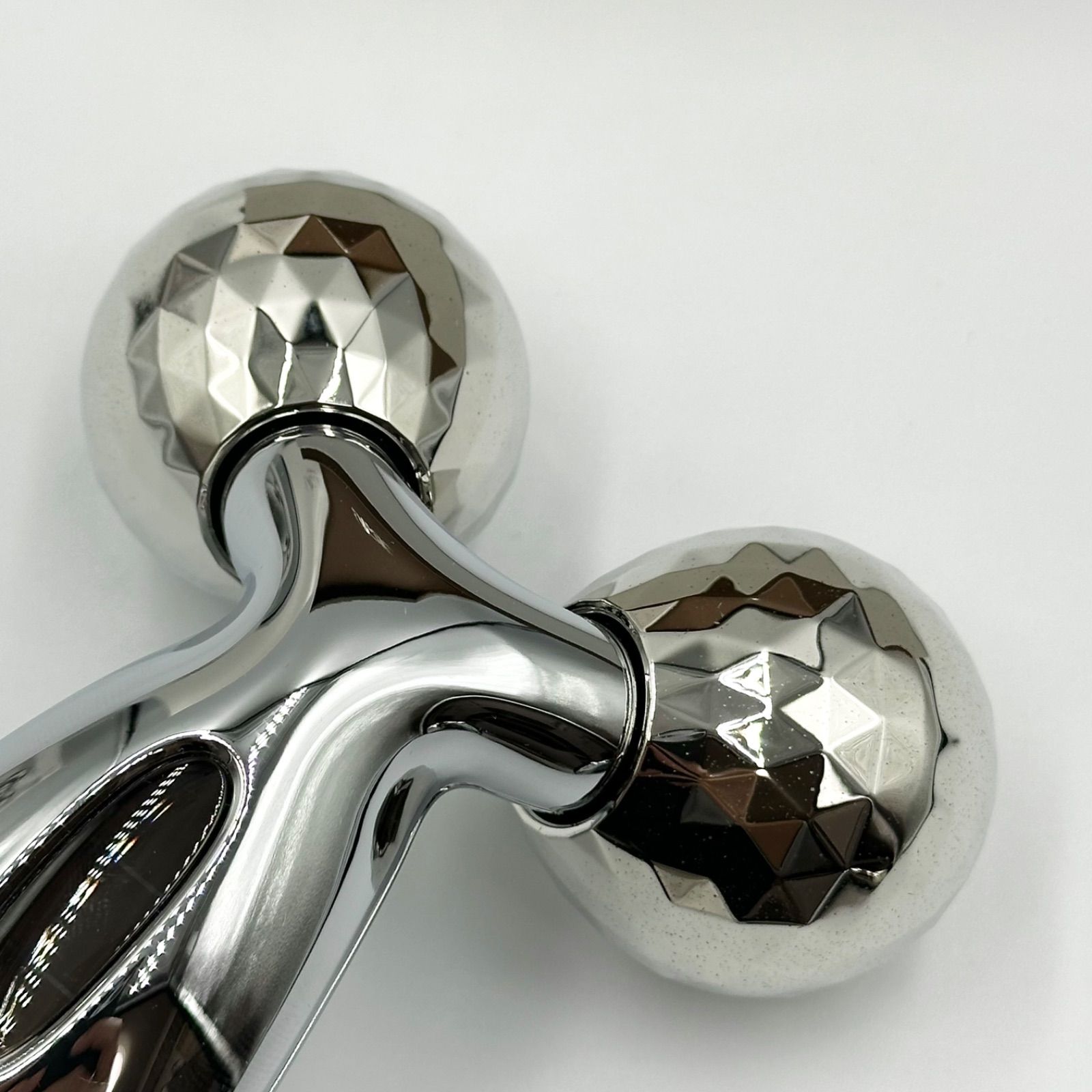 ReFa CARAT プラチナ電子ローラー Amazon.co.jp: MTG プラチナ電子ローラー ReFa 4 CARAT (リファフォー