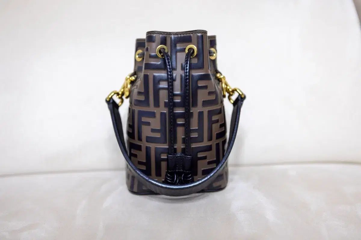 モントレゾール