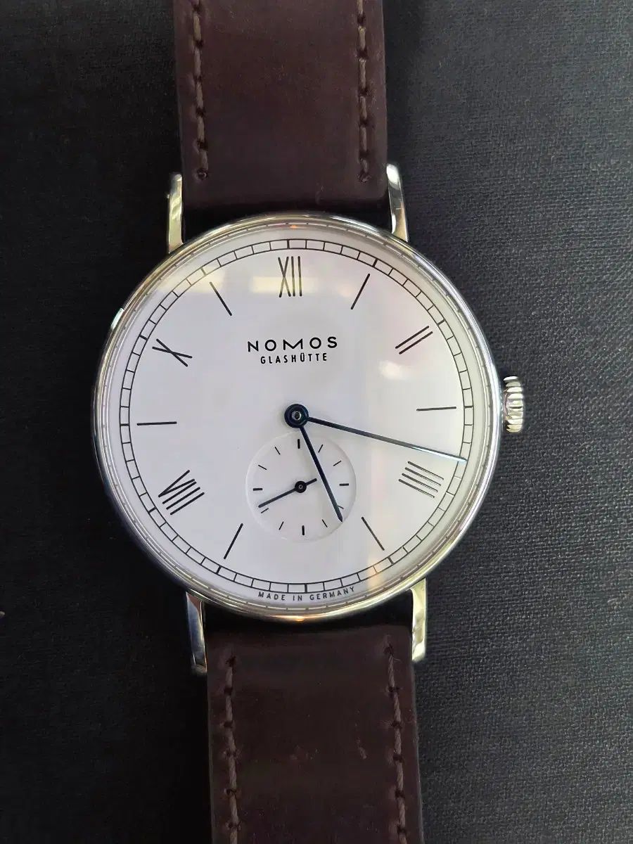 ノモス タンジェンテ エナメル 38